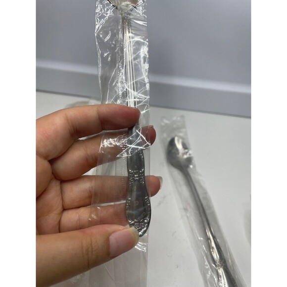 5 FENWAY / DAYDREAM  Iced Tea / Parfait Spoons Wm A Rogers Oneida Ltd Stainless - Picture 2 of 4